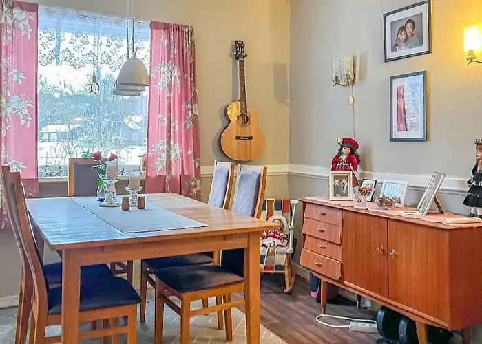 Cozy In With Wifi بيت للعطل Sparbu